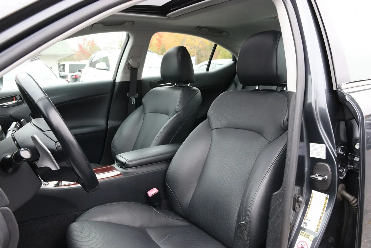 2007 Lexus IS IS 250 Sedan 4D in gray — photo 14 of 39