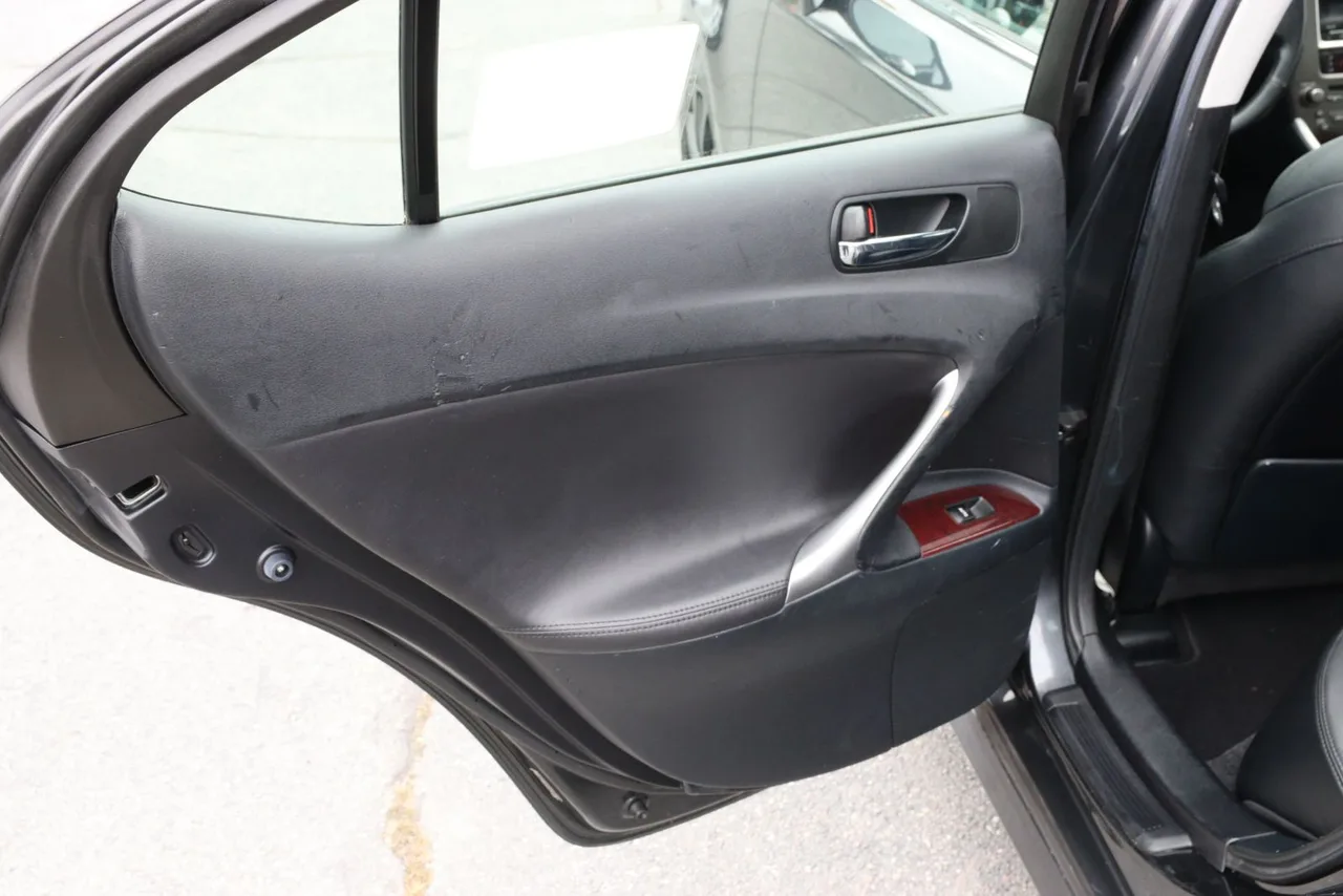 2007 Lexus IS IS 250 Sedan 4D in gray — photo 16 of 39