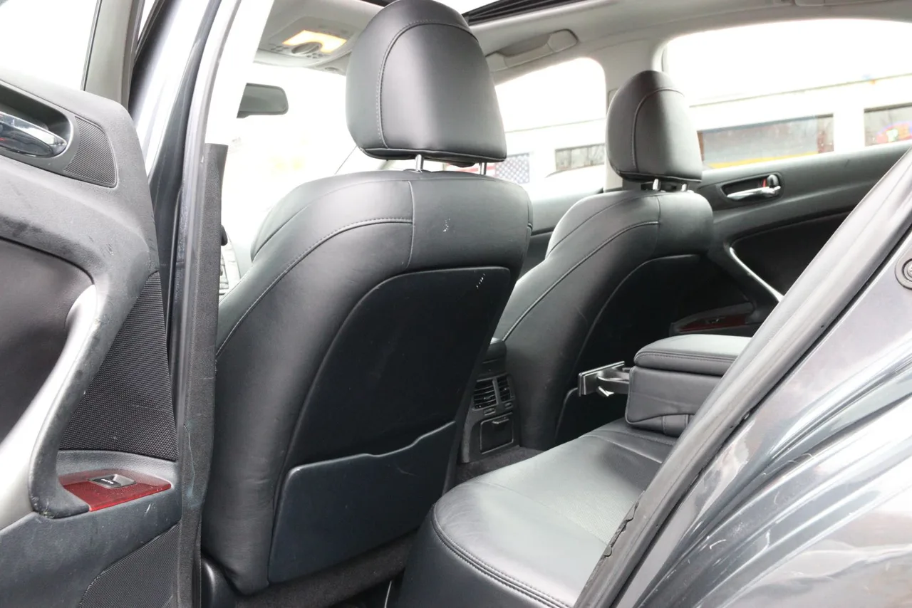 2007 Lexus IS IS 250 Sedan 4D in gray — photo 17 of 39