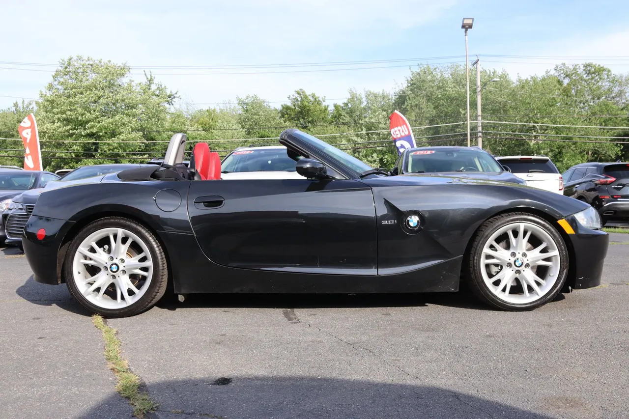 2008 BMW Z4 3.0i Roadster 2D in black — photo 5 of 26