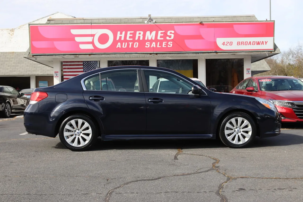 2012 Subaru Legacy 3.6R Limited Sedan 4D in blue — photo 6 of 40