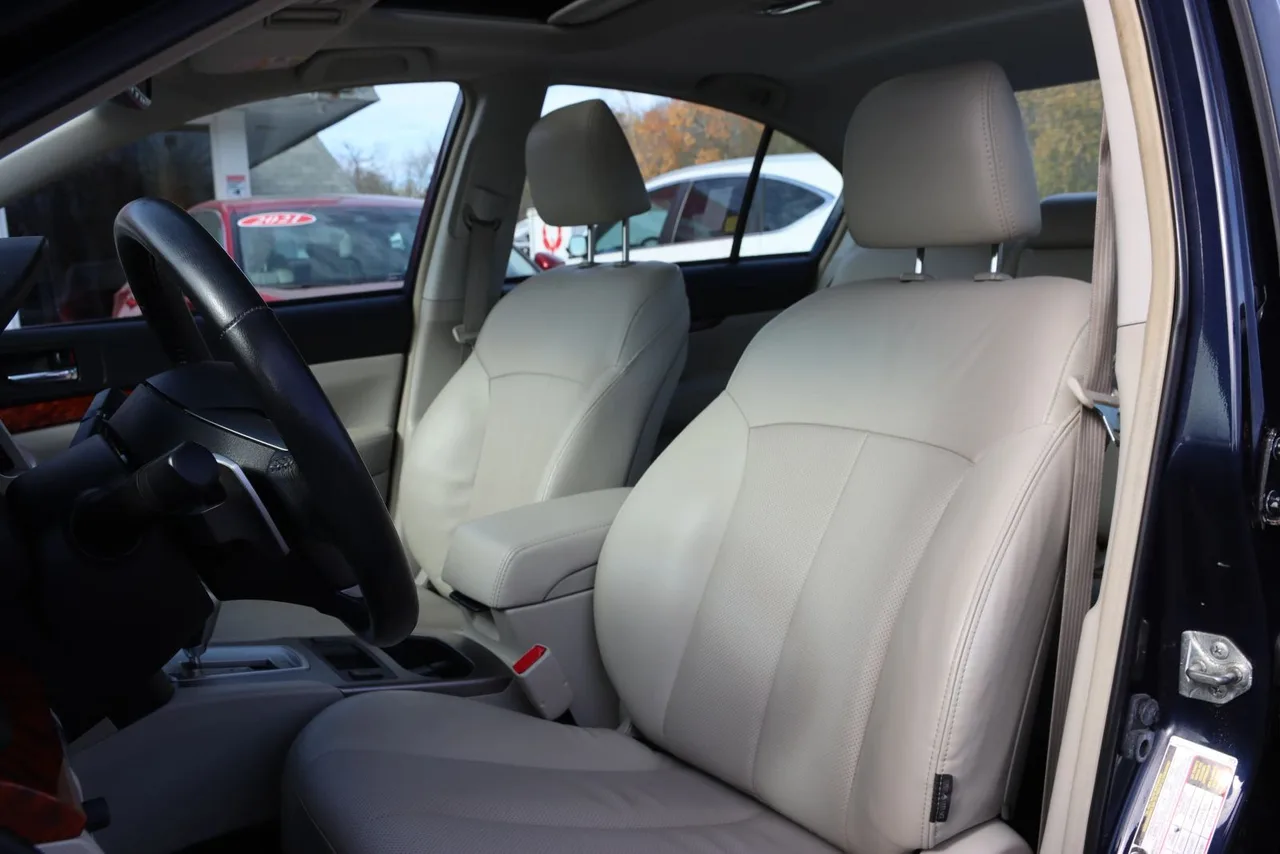 2012 Subaru Legacy 3.6R Limited Sedan 4D in blue — photo 15 of 40