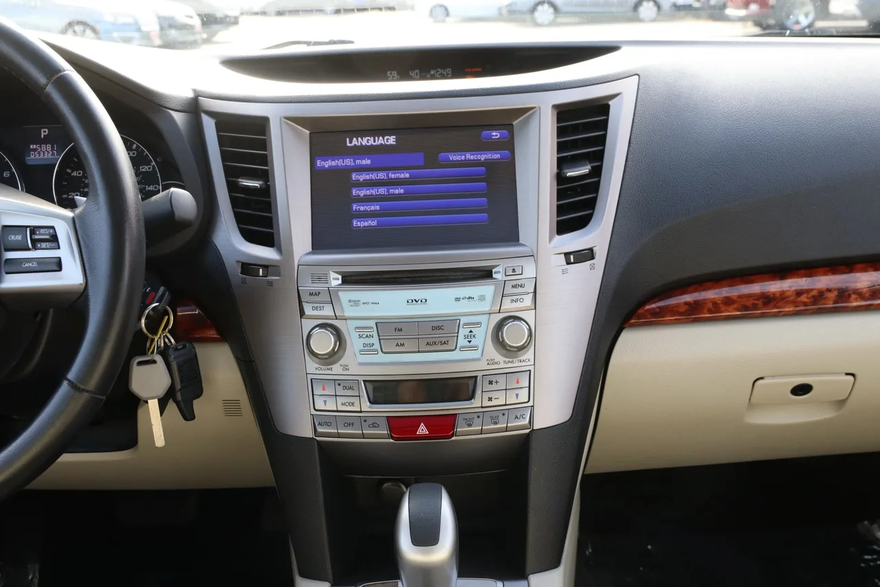 2012 Subaru Legacy 3.6R Limited Sedan 4D in blue — photo 29 of 40