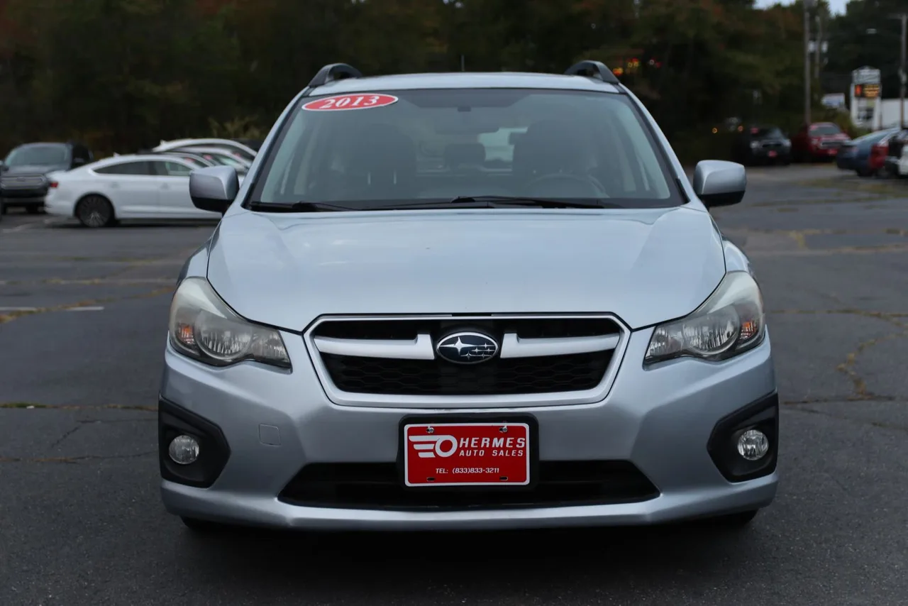2013 Subaru Impreza 2.0i Sport Limited Wagon 4D in silver — photo 2 of 37