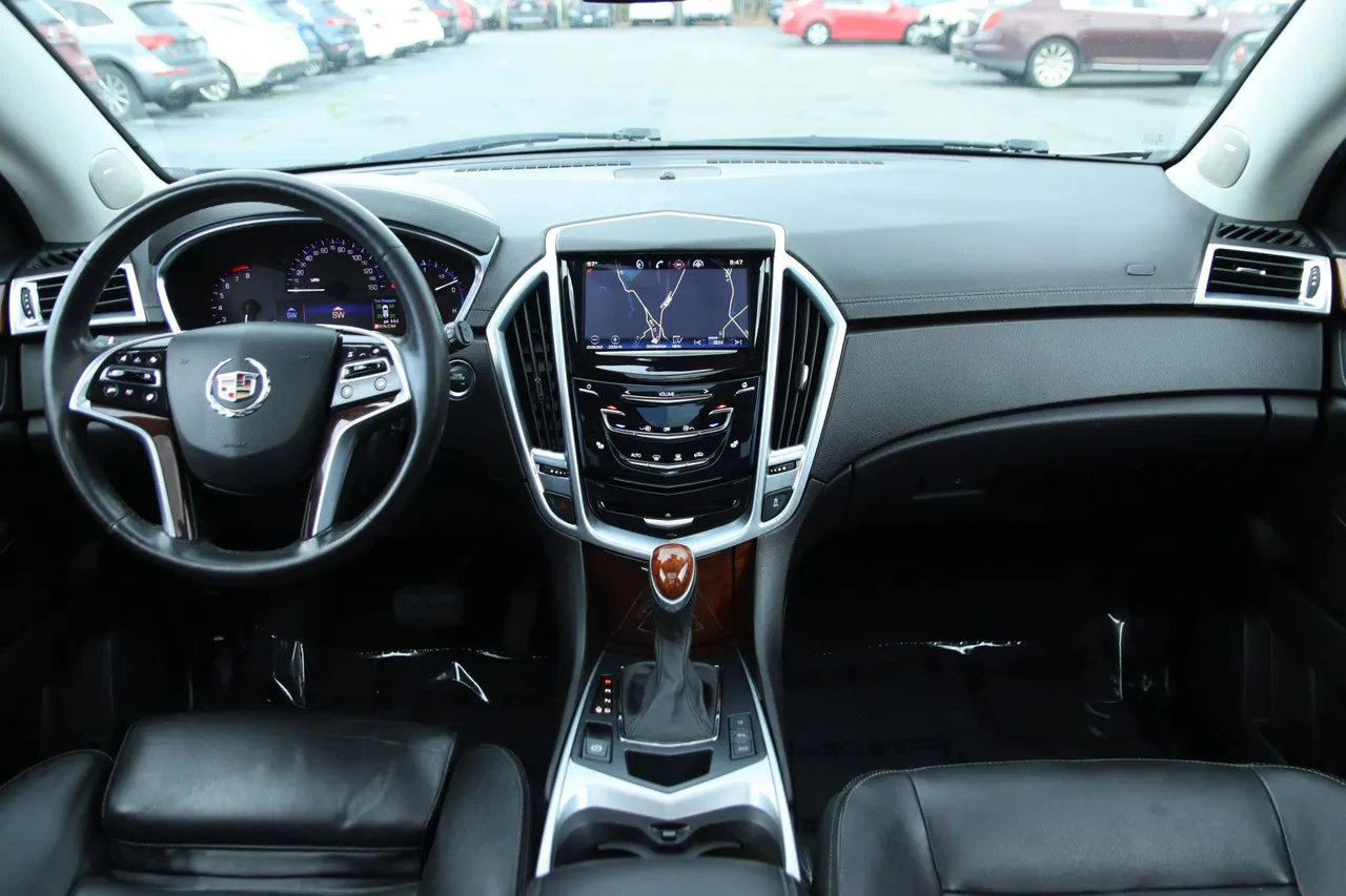 2014 Cadillac SRX Performance Collection Sport Utility 4D in black — photo 19 of 33