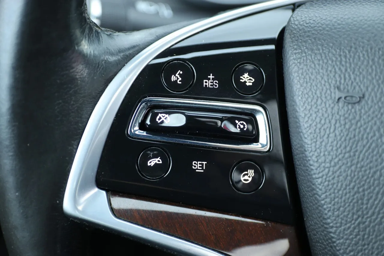 2014 Cadillac SRX Performance Collection Sport Utility 4D in black — photo 21 of 33