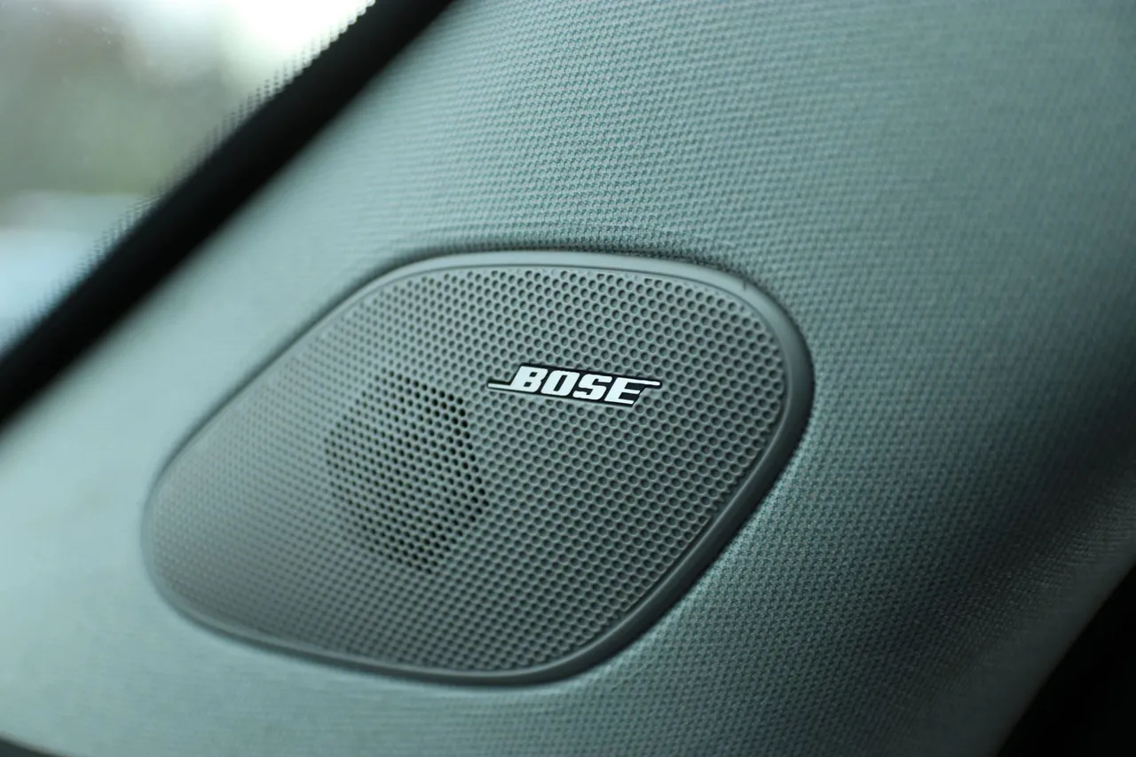 2014 Cadillac SRX Performance Collection Sport Utility 4D in black — photo 29 of 33