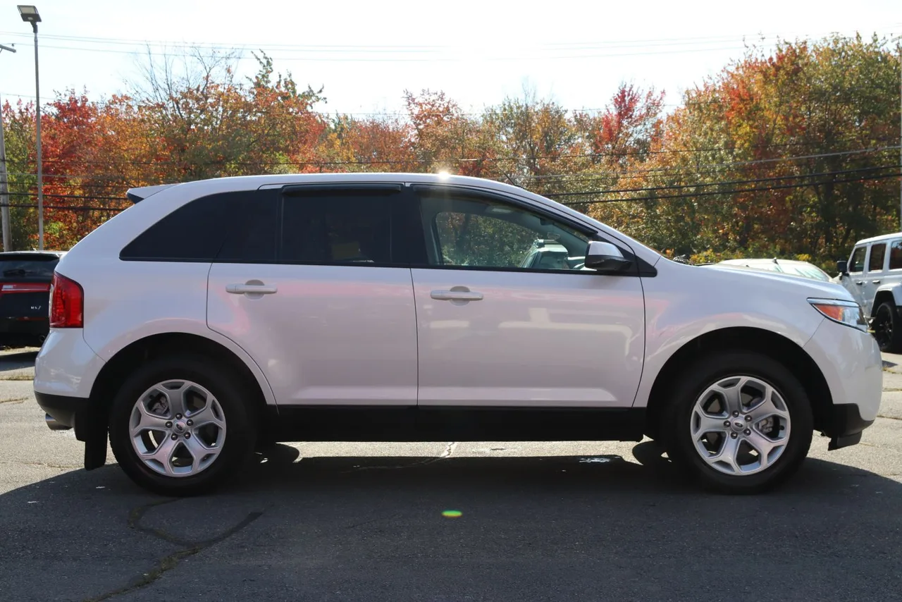 2014 Ford Edge SEL Sport Utility 4D in white — photo 6 of 39