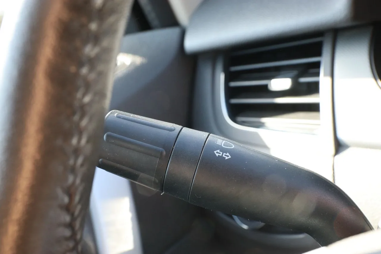 2014 Ford Edge SEL Sport Utility 4D in white — photo 35 of 39
