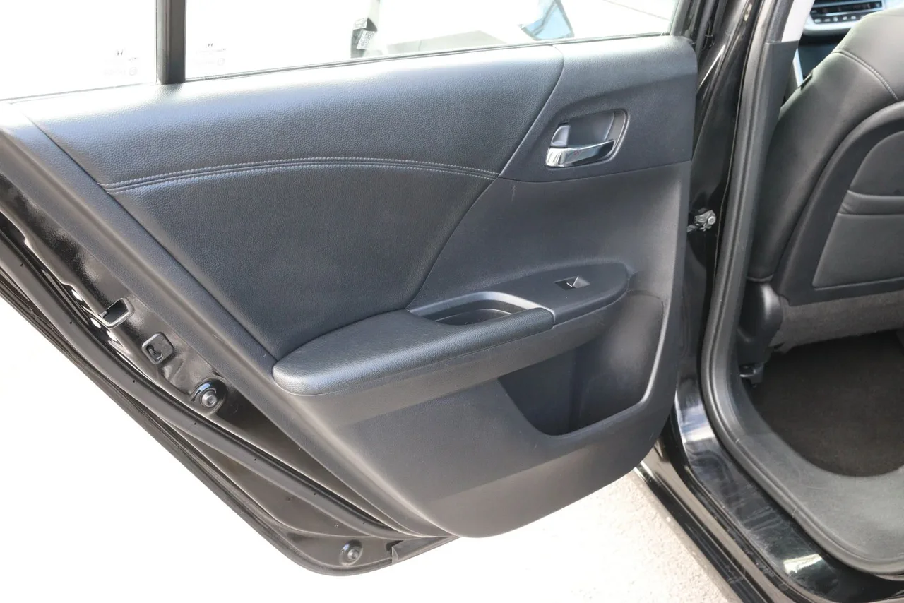 2014 Honda Accord EX-L Sedan 4D in black — photo 18 of 36
