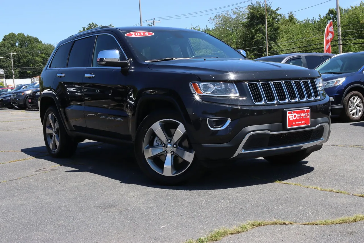 2014 Jeep Grand Cherokee Limited Sport Utility 4D in black — photo 3 of 31