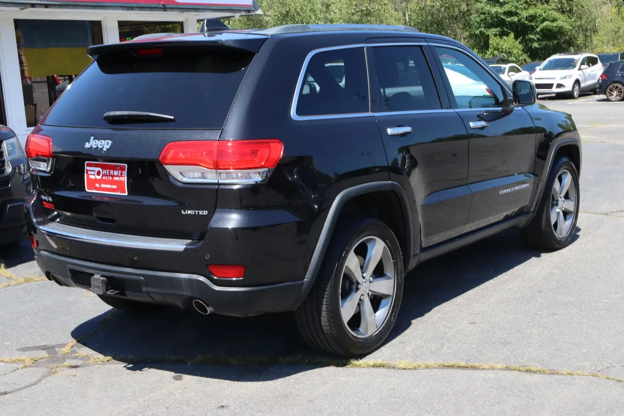 2014 Jeep Grand Cherokee Limited Sport Utility 4D in black — photo 7 of 31