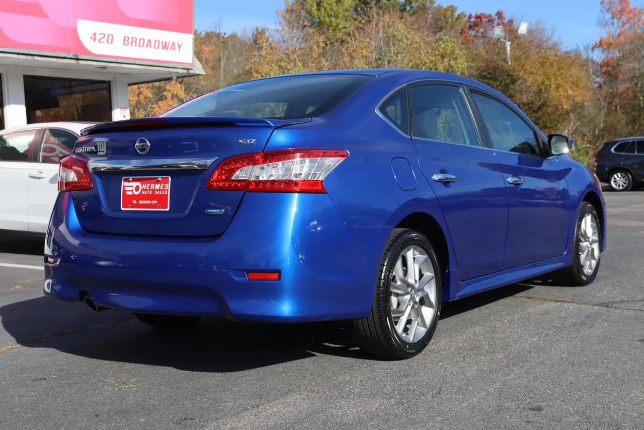 2014 Nissan Sentra SR Sedan 4D in blue — photo 8 of 36