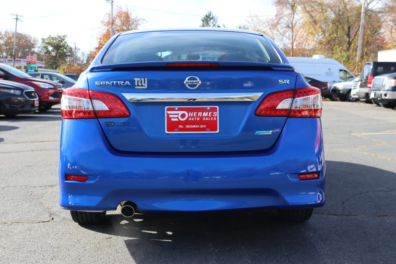 2014 Nissan Sentra SR Sedan 4D in blue — photo 9 of 36