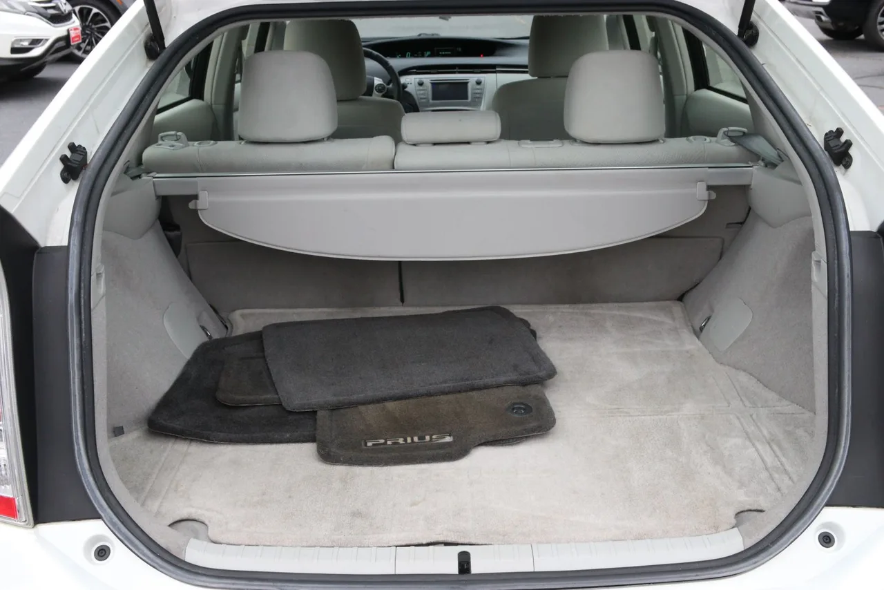 2014 Toyota Prius Three Hatchback 4D in silver — photo 10 of 38