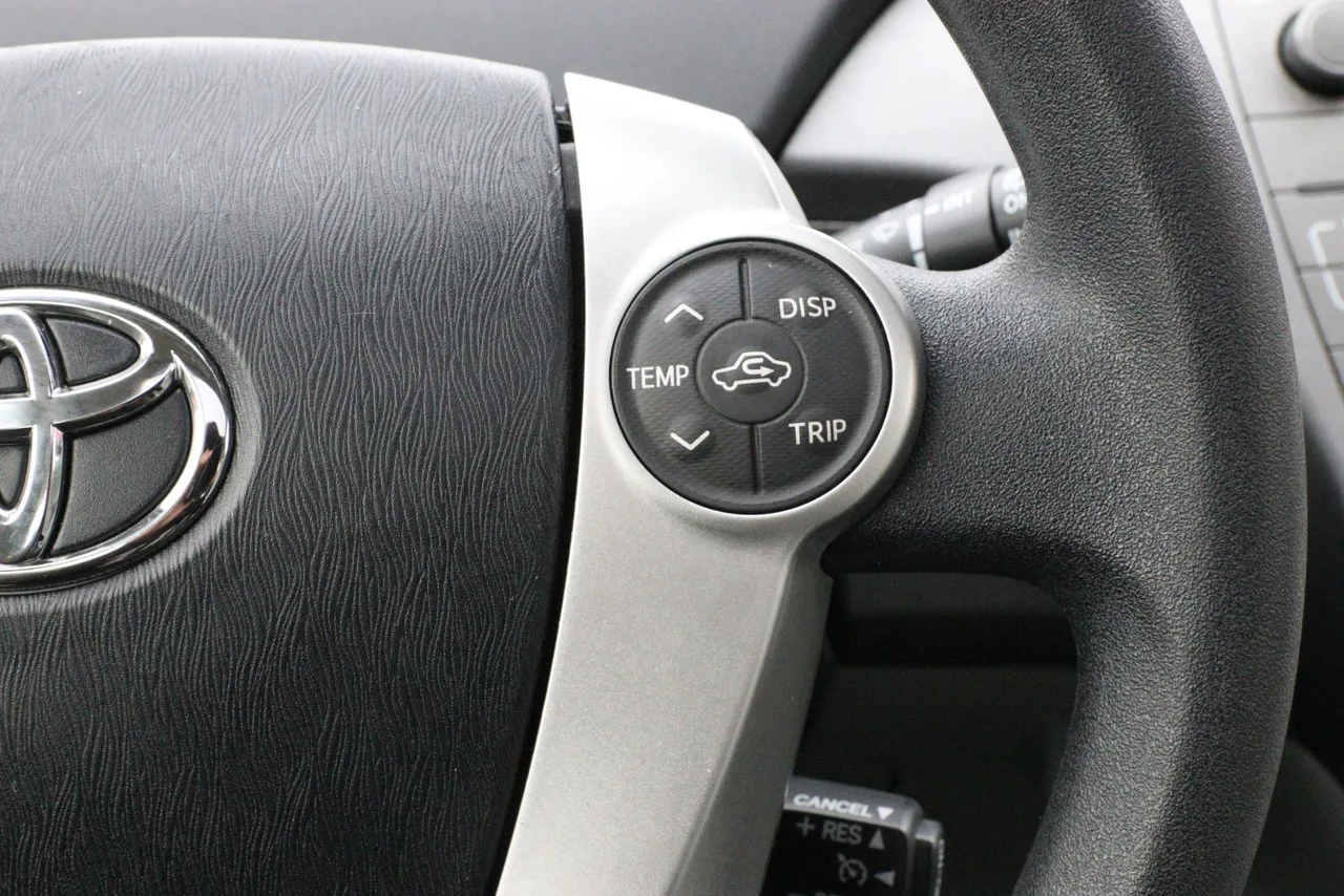 2014 Toyota Prius Three Hatchback 4D in silver — photo 36 of 38