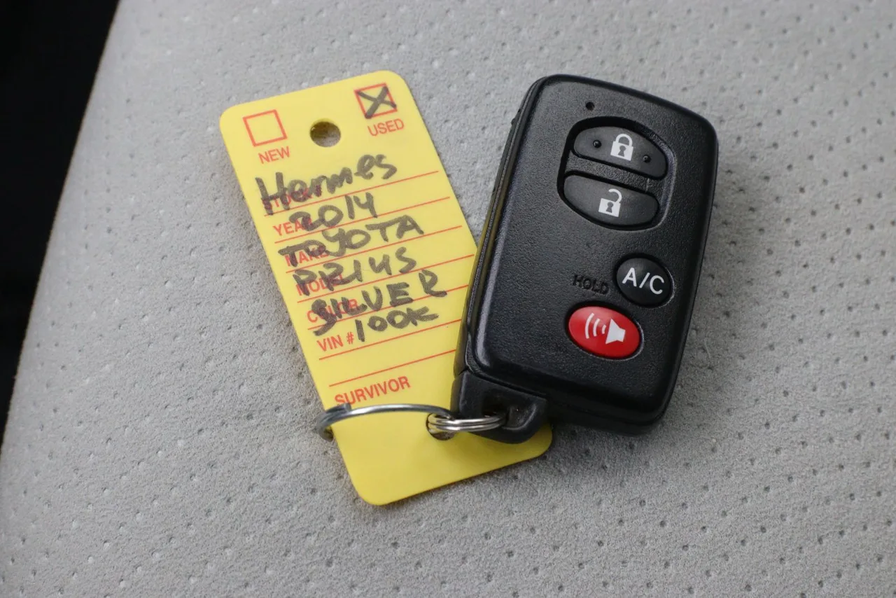 2014 Toyota Prius Three Hatchback 4D in silver — photo 38 of 38