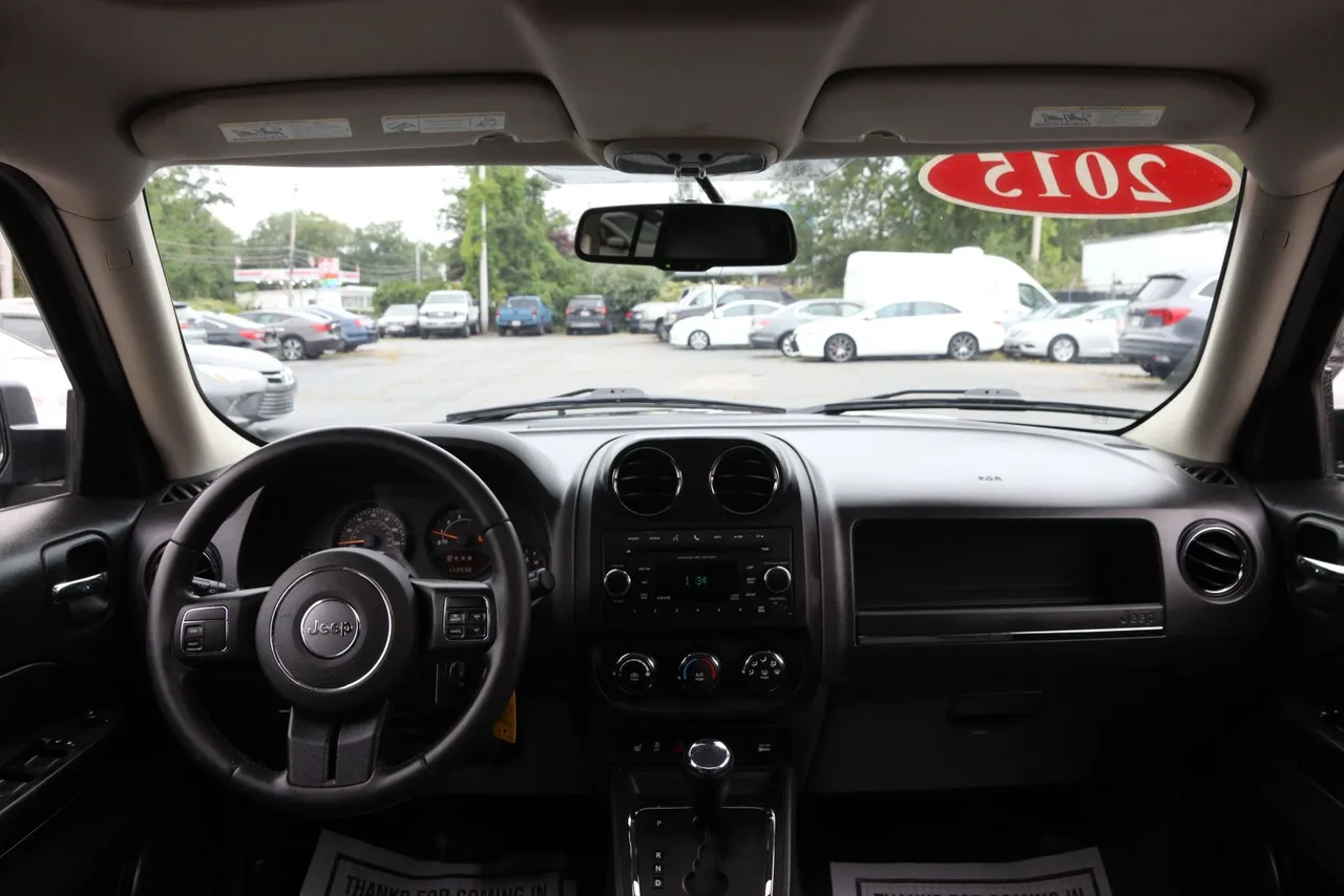 2015 Jeep Patriot High Altitude Edition Sport Utility 4D in black — photo 18 of 28