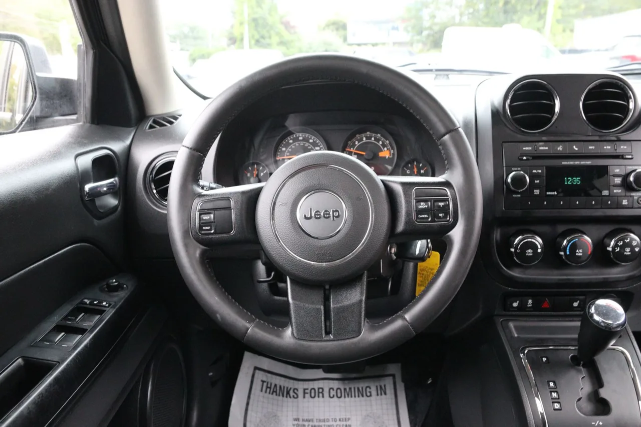2015 Jeep Patriot High Altitude Edition Sport Utility 4D in black — photo 20 of 28