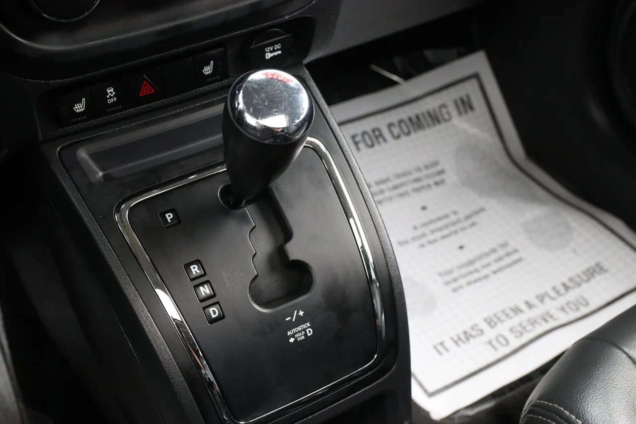 2015 Jeep Patriot High Altitude Edition Sport Utility 4D in black — photo 21 of 28