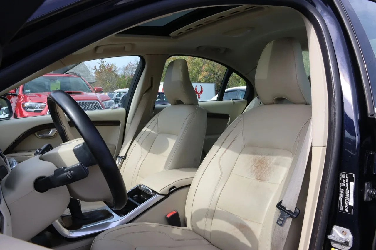2015 Volvo S80 T6 Premier Sedan 4D (2015.5) in blue — photo 14 of 40