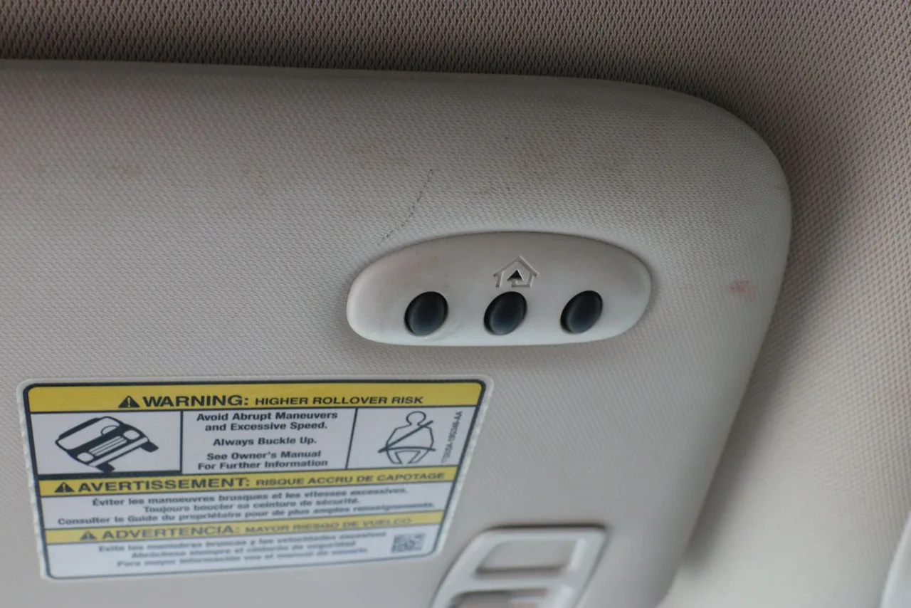 2016 Ford Escape Titanium Sport Utility 4D in white — photo 27 of 33