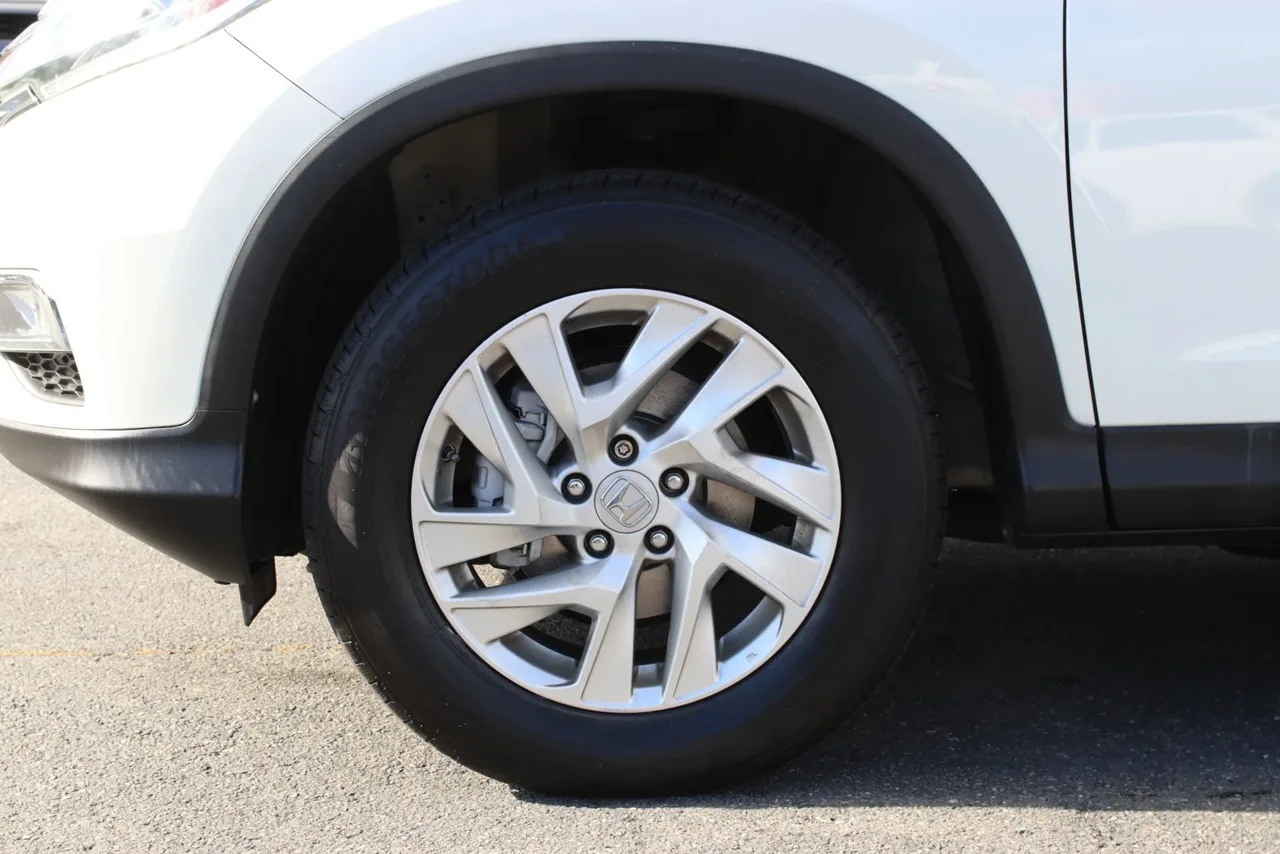 2016 Honda CR-V EX-L Sport Utility 4D in white — photo 4 of 39