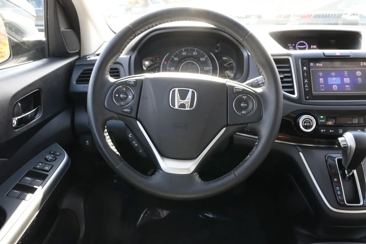 2016 Honda CR-V EX-L Sport Utility 4D in white — photo 29 of 39