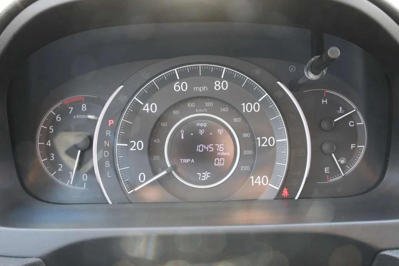 2016 Honda CR-V EX-L Sport Utility 4D in white — photo 30 of 39