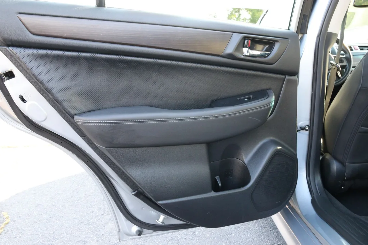 2016 Subaru Legacy 3.6R Limited Sedan 4D in silver — photo 29 of 33