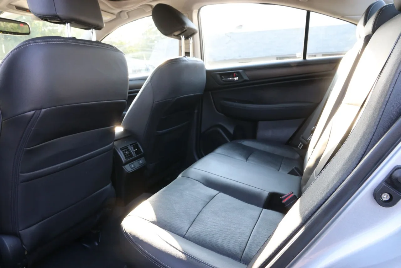 2016 Subaru Legacy 3.6R Limited Sedan 4D in silver — photo 31 of 33