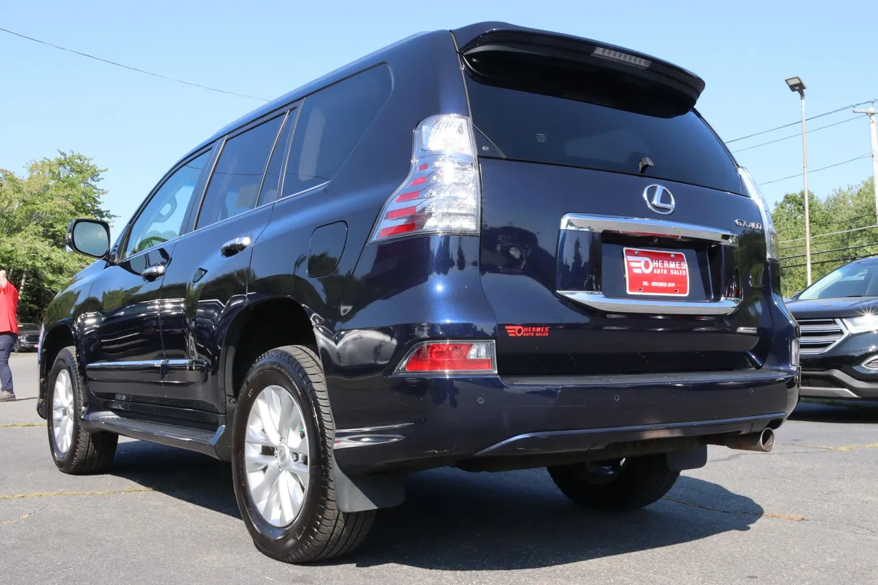 2017 Lexus GX GX 460 Sport Utility 4D in blue — photo 6 of 37