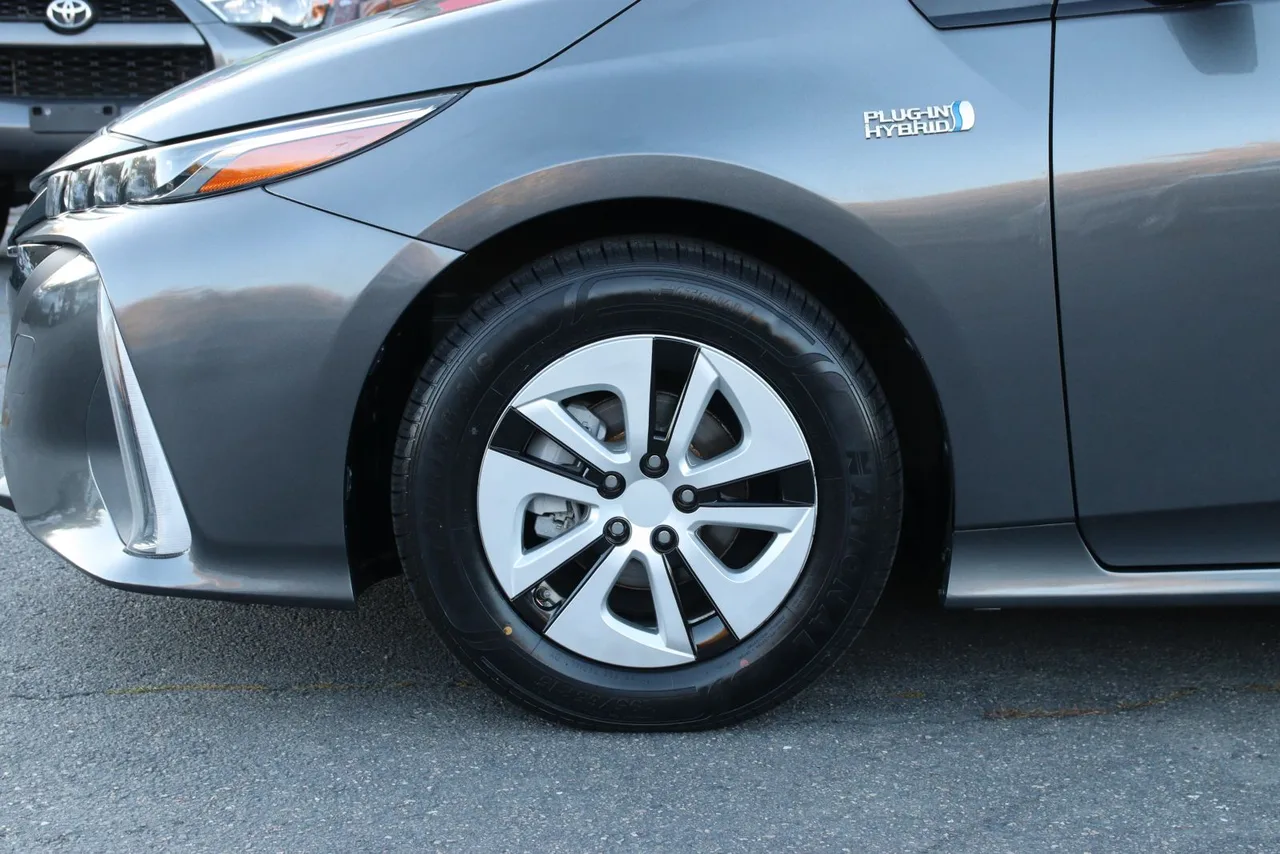 2017 Toyota Prius Prime Plus Hatchback 4D in gray — photo 3 of 36