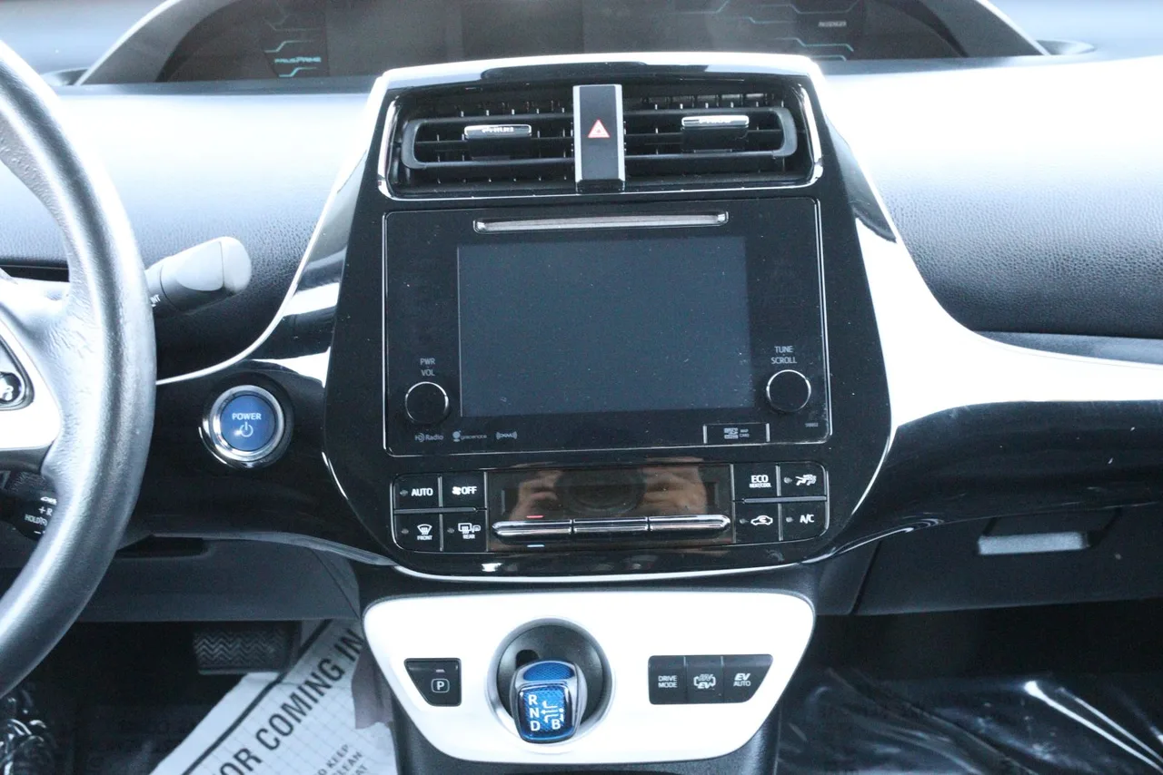 2017 Toyota Prius Prime Plus Hatchback 4D in gray — photo 27 of 36
