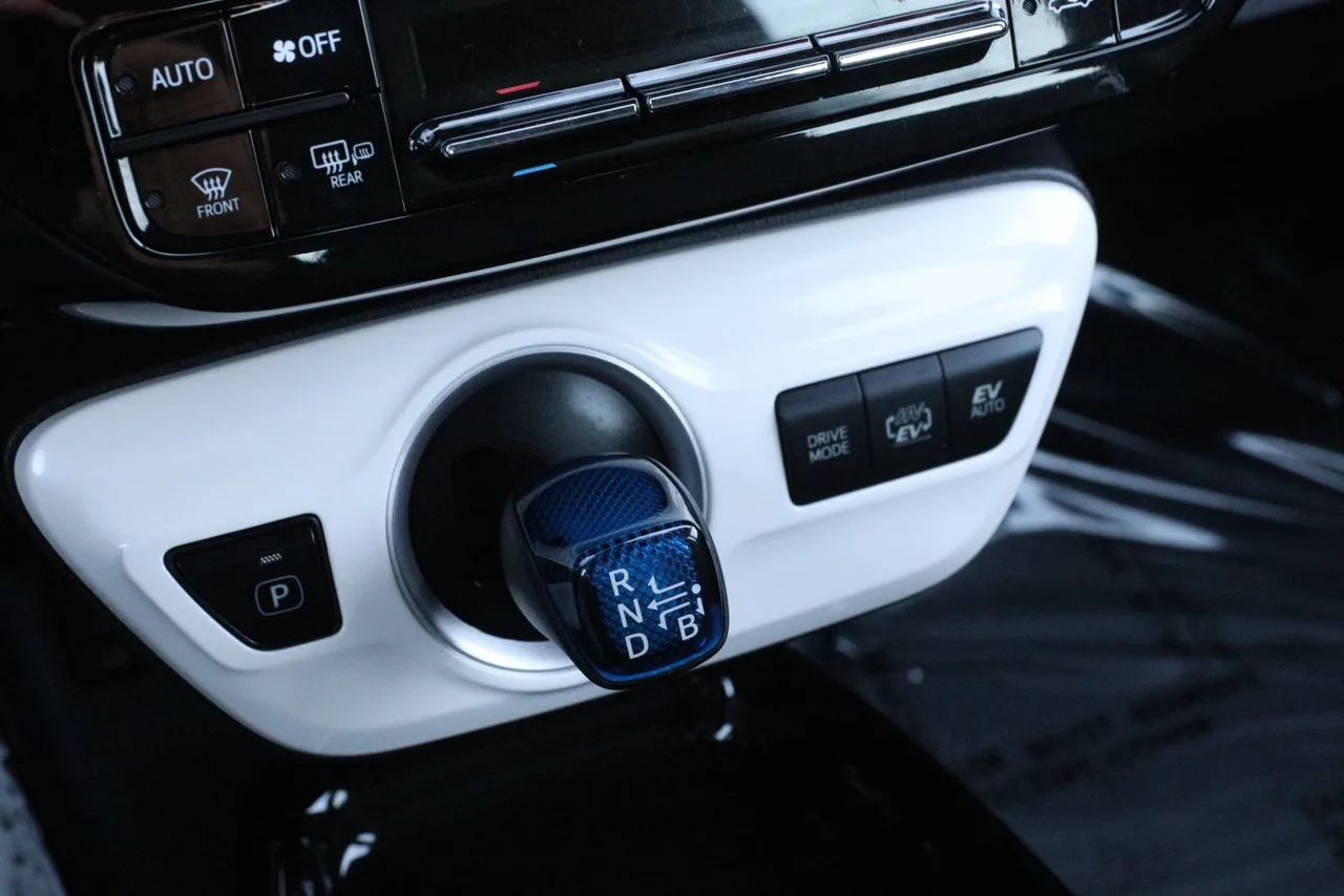 2017 Toyota Prius Prime Plus Hatchback 4D in gray — photo 29 of 36
