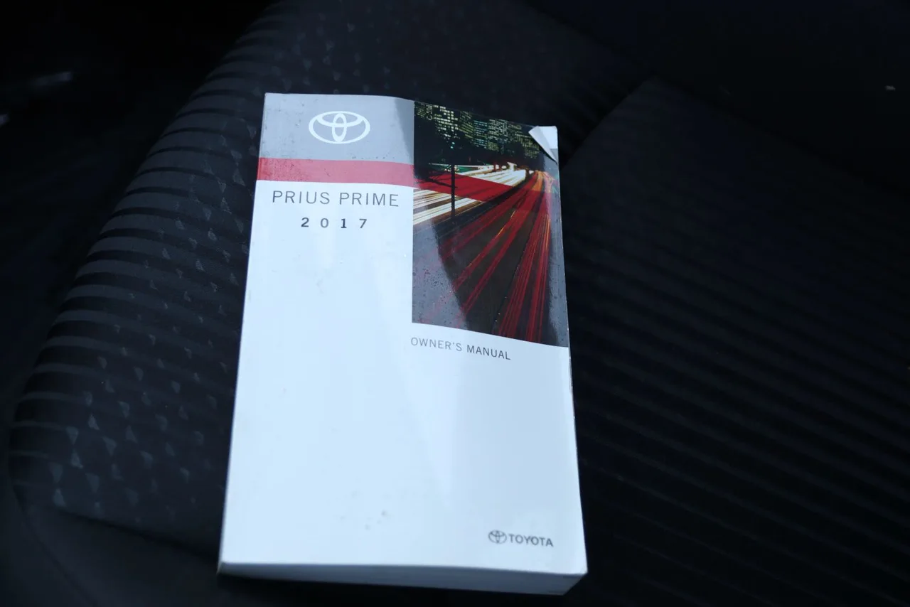 2017 Toyota Prius Prime Plus Hatchback 4D in gray — photo 36 of 36