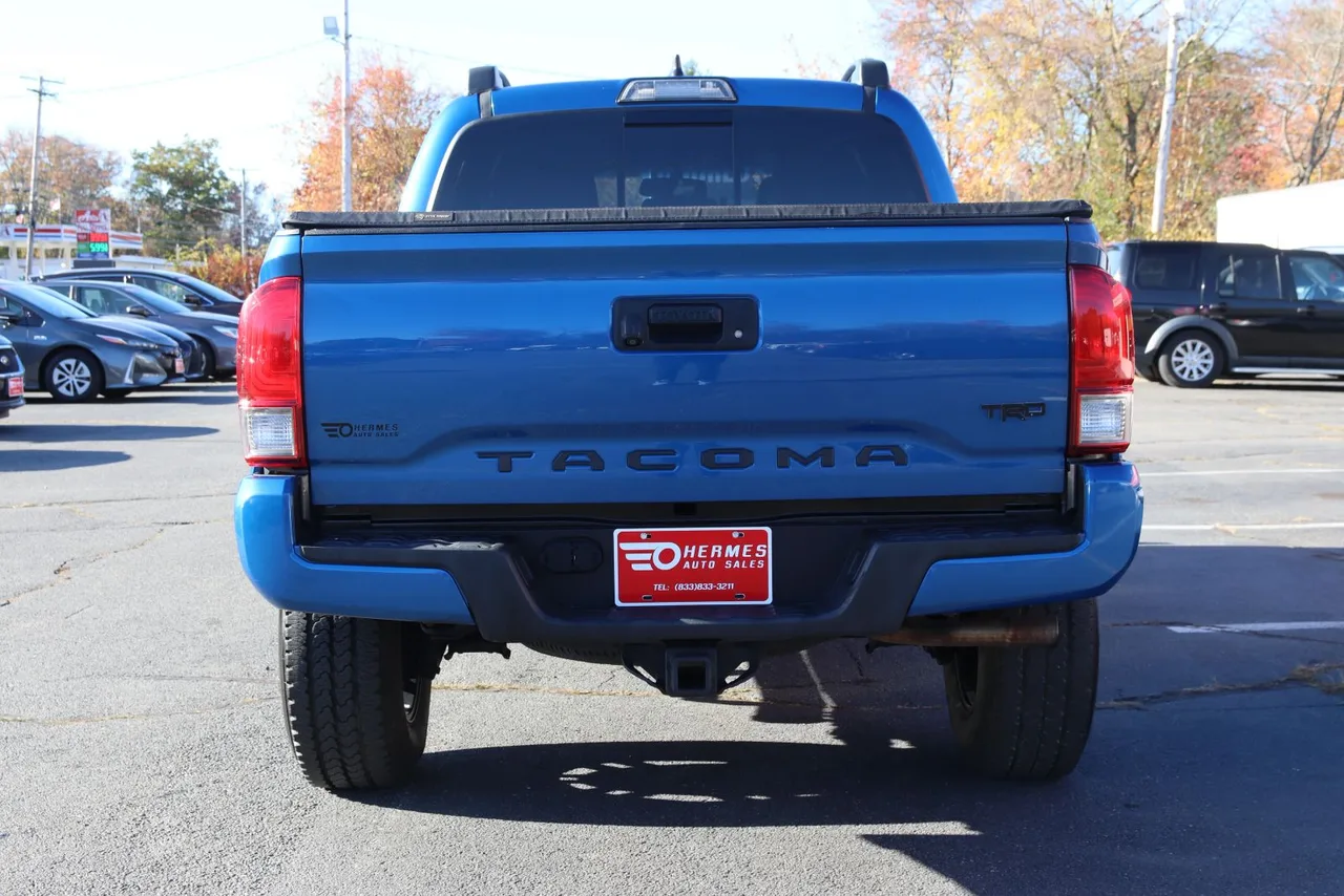2017 Toyota Tacoma Double Cab TRD Sport Pickup 4D 5 ft in blue — photo 9 of 37