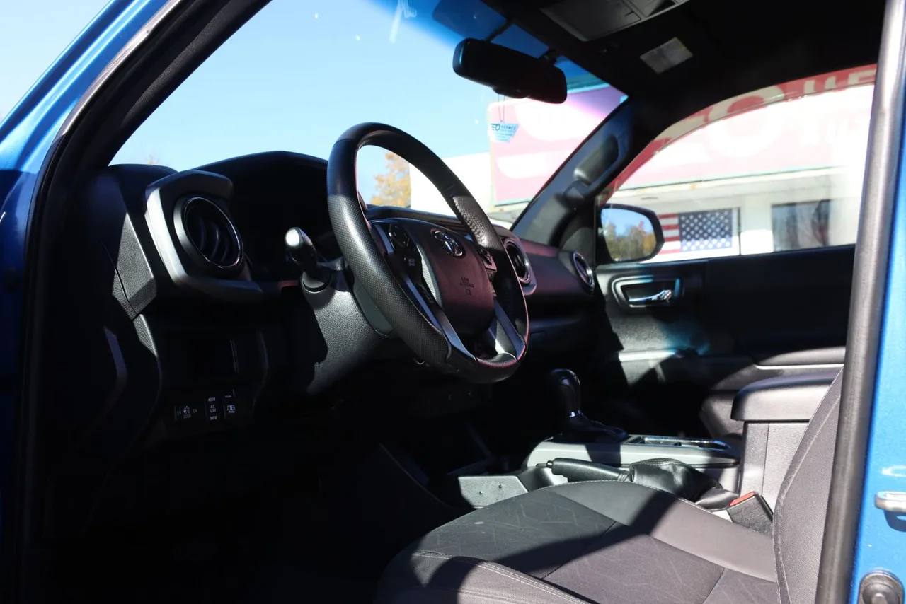 2017 Toyota Tacoma Double Cab TRD Sport Pickup 4D 5 ft in blue — photo 14 of 37