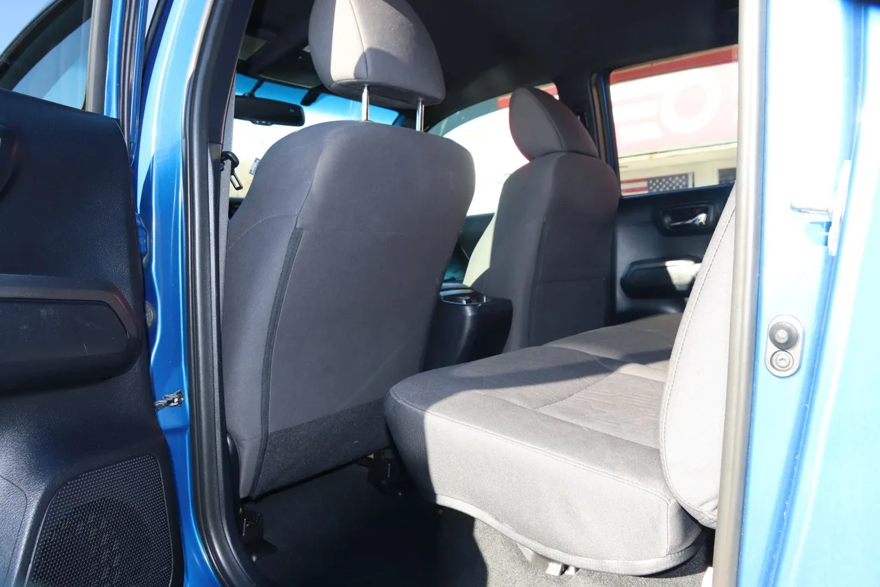 2017 Toyota Tacoma Double Cab TRD Sport Pickup 4D 5 ft in blue — photo 18 of 37