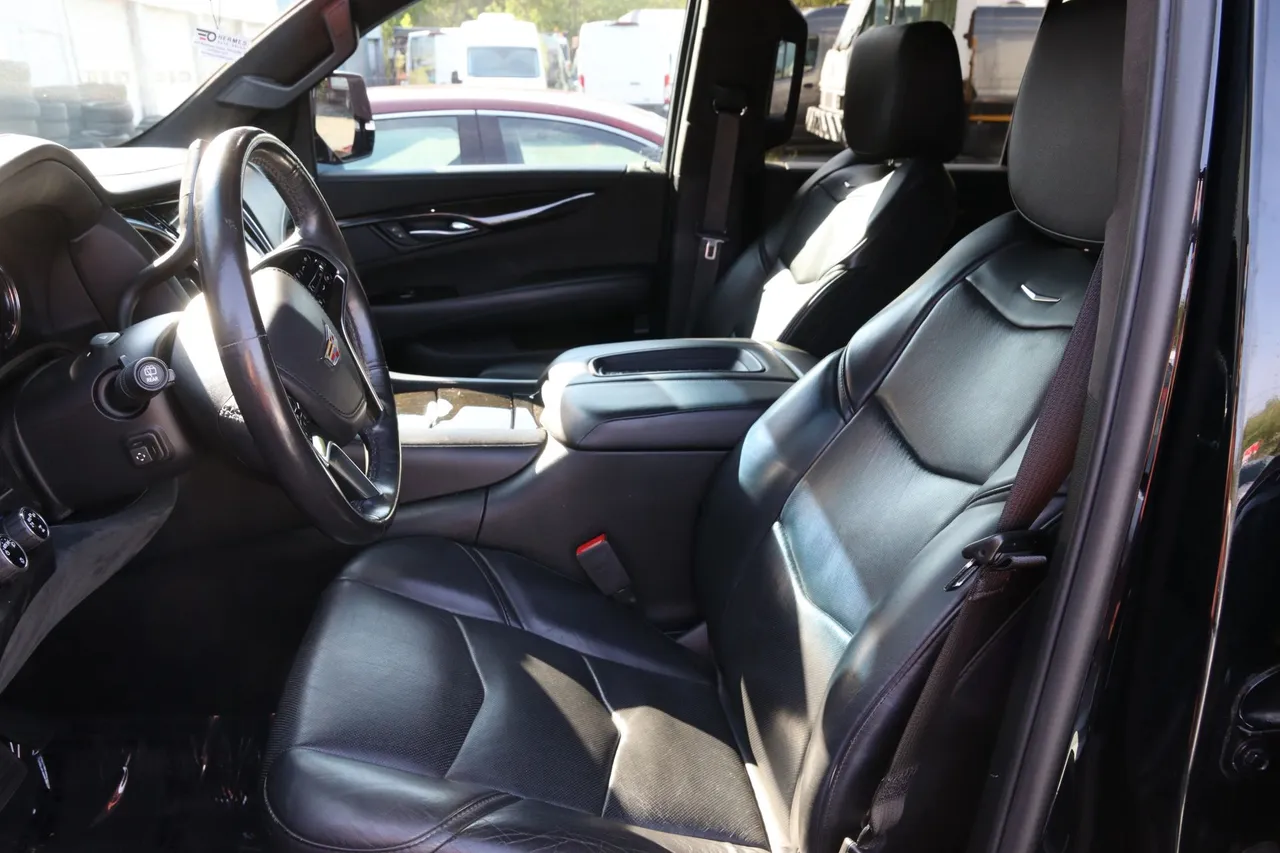 2018 Cadillac Escalade Platinum Sport Utility 4D in black — photo 16 of 36