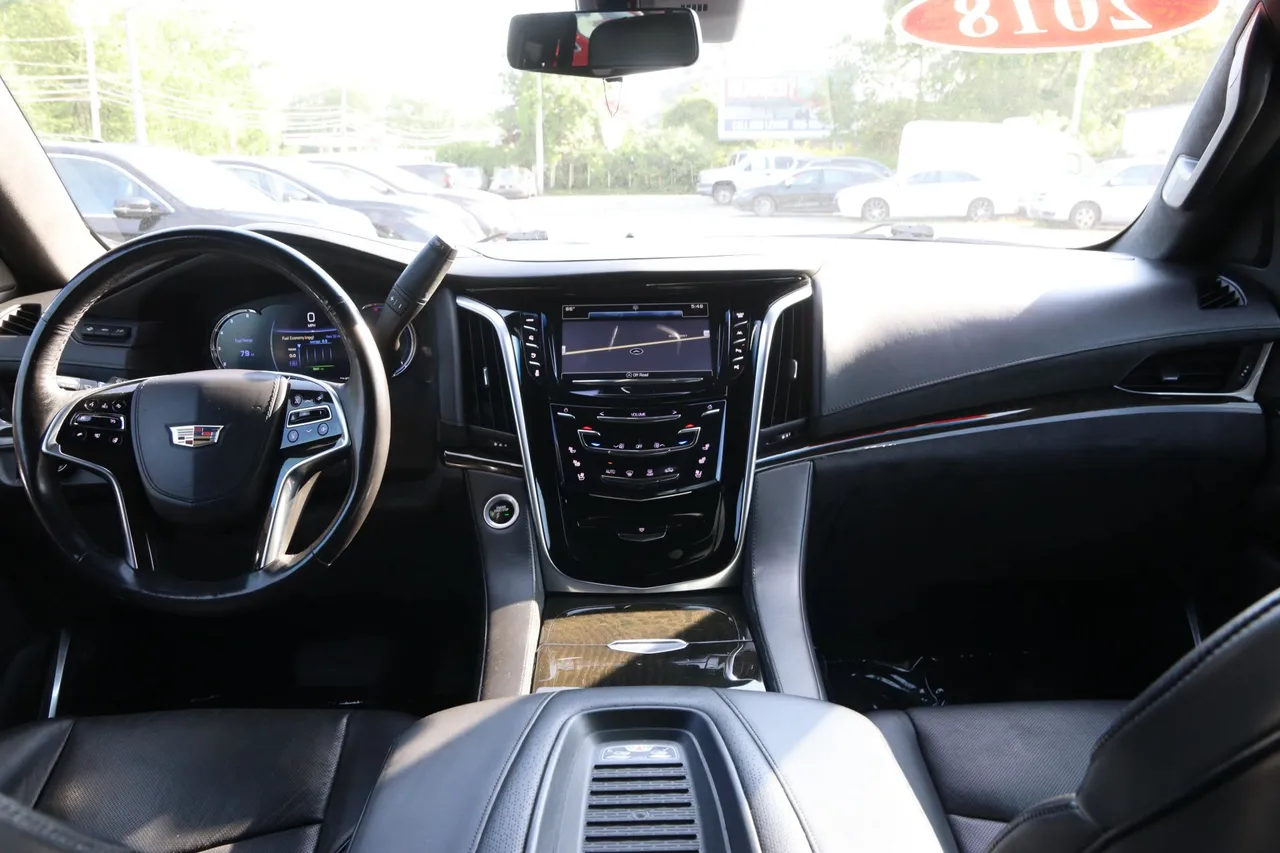 2018 Cadillac Escalade Platinum Sport Utility 4D in black — photo 32 of 36