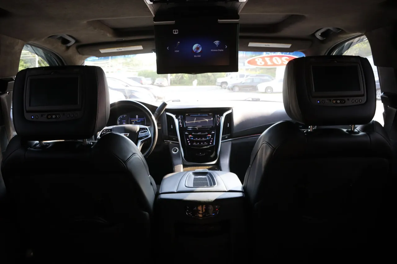 2018 Cadillac Escalade Platinum Sport Utility 4D in black — photo 35 of 36