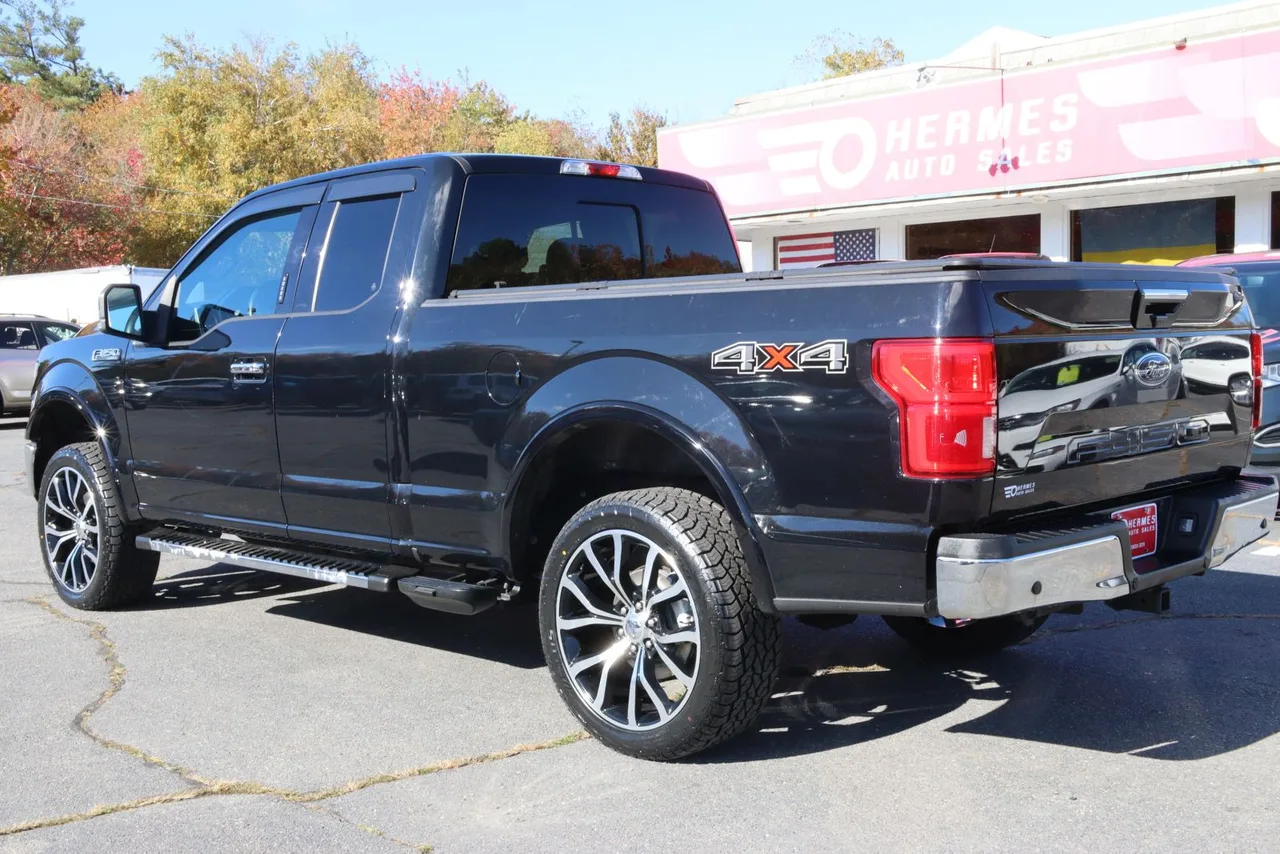 2018 Ford F150 Super Cab Lariat Pickup 4D 6 1/2 ft in black — photo 7 of 43