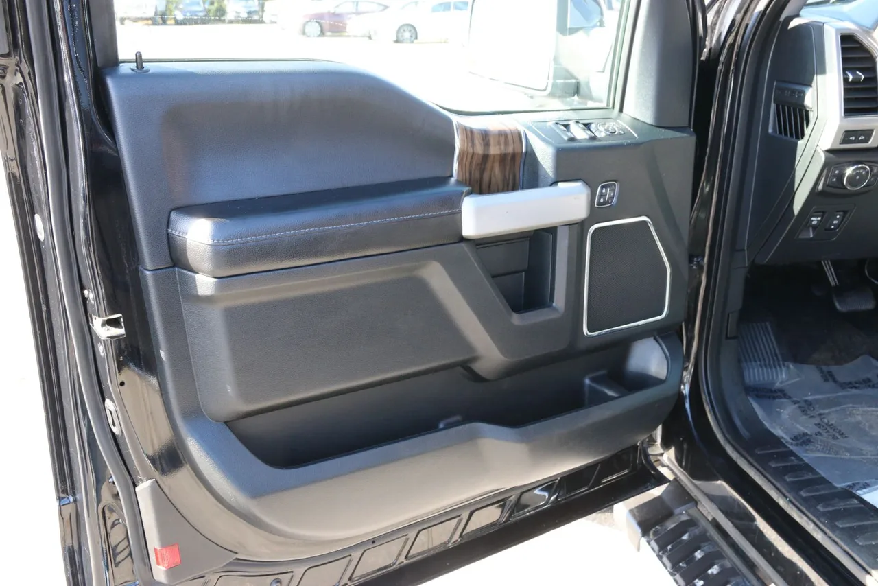 2018 Ford F150 Super Cab Lariat Pickup 4D 6 1/2 ft in black — photo 15 of 43