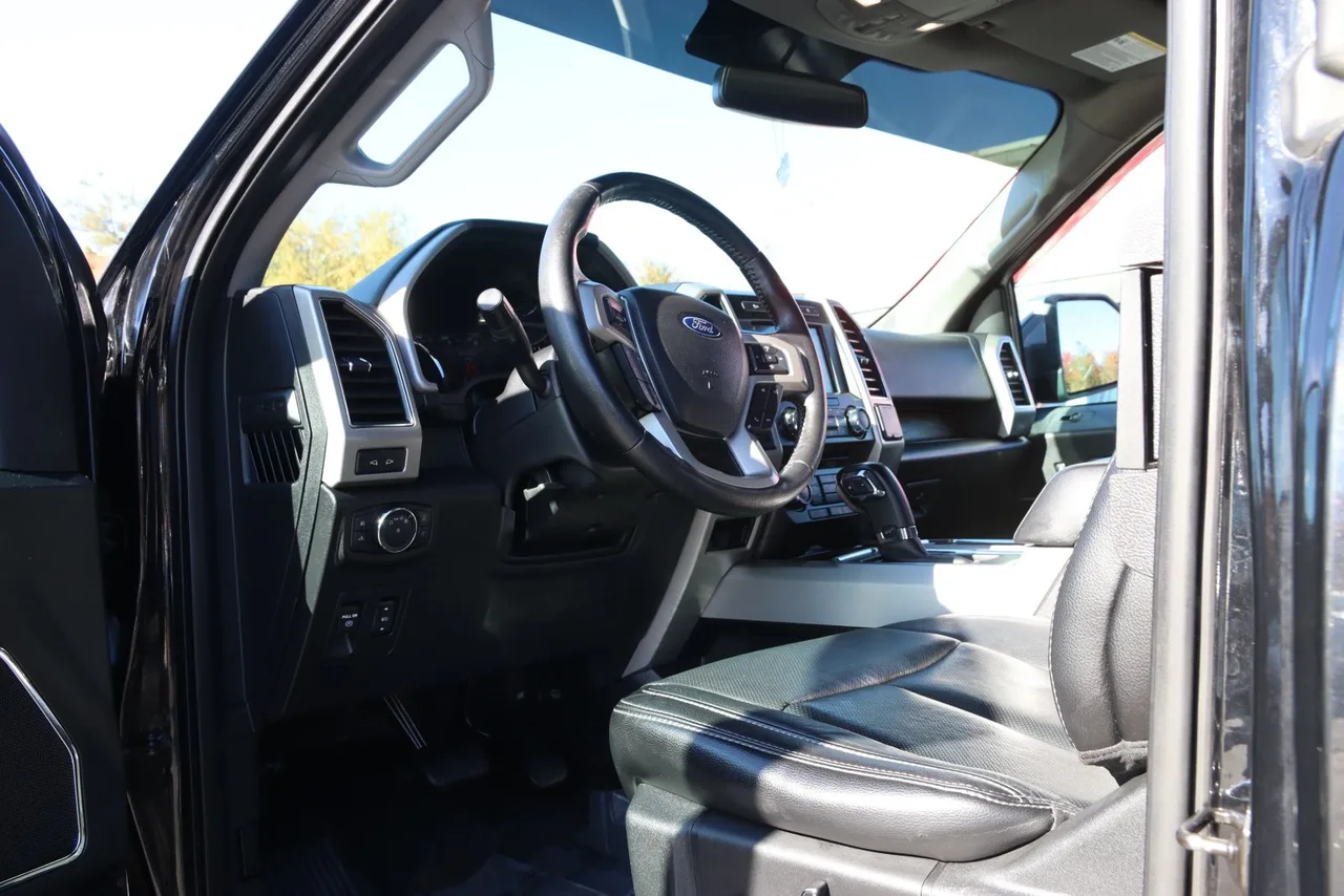 2018 Ford F150 Super Cab Lariat Pickup 4D 6 1/2 ft in black — photo 16 of 43