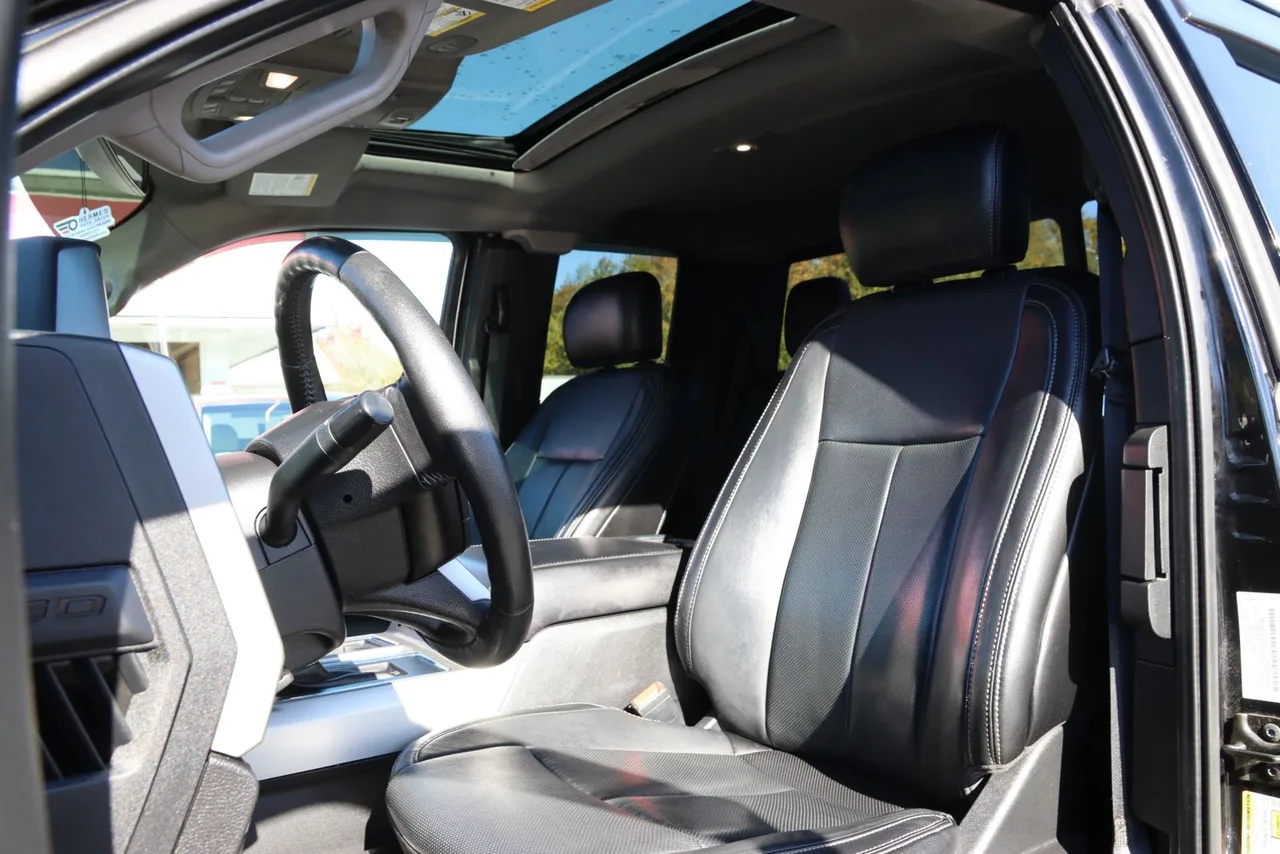 2018 Ford F150 Super Cab Lariat Pickup 4D 6 1/2 ft in black — photo 17 of 43