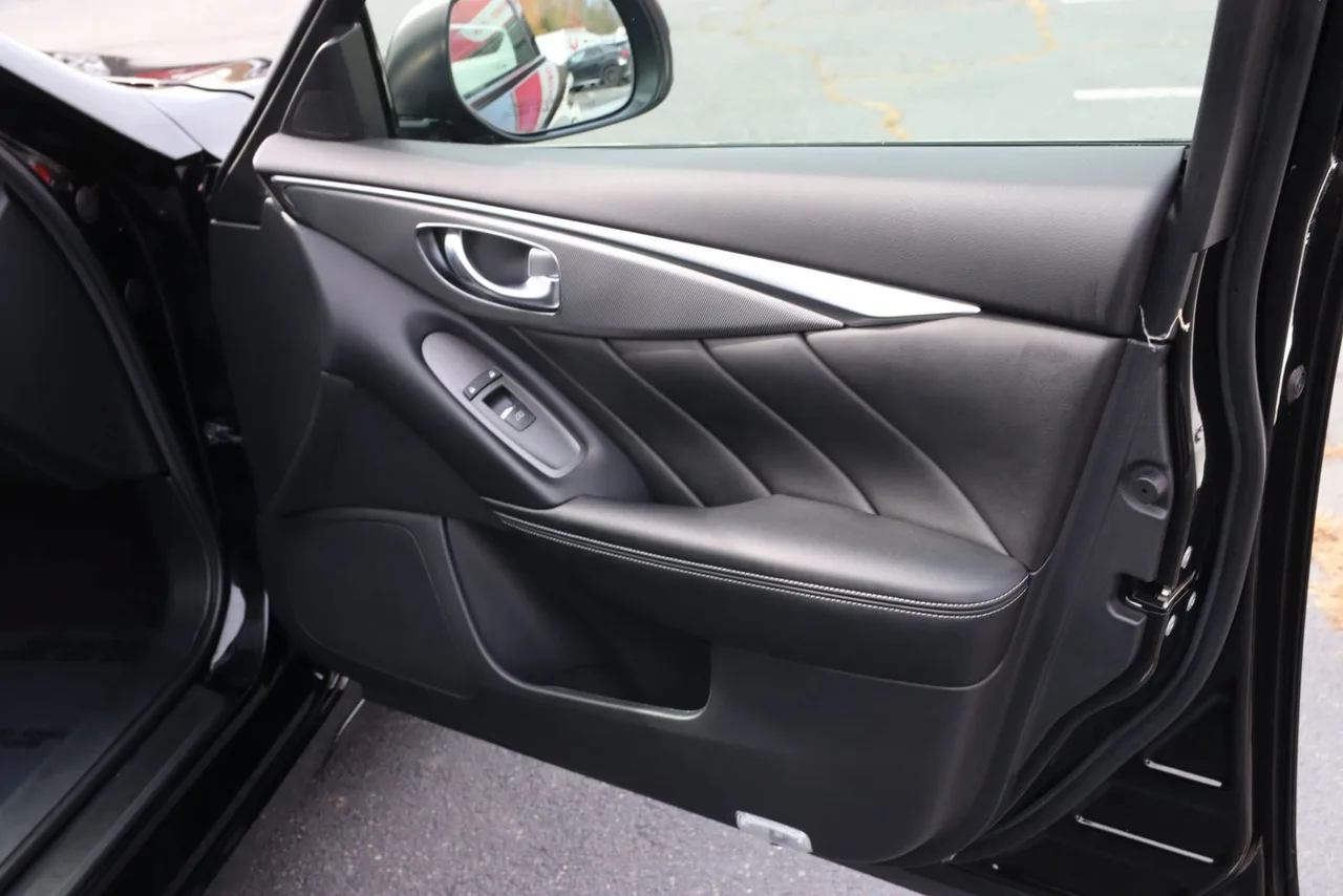 2018 Infiniti Q50 3.0T Sport Sedan 4D in black — photo 24 of 38