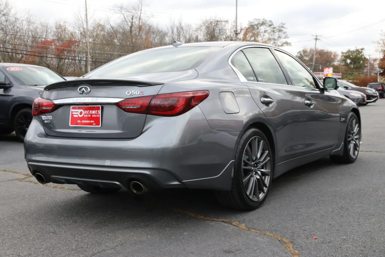 2018 Infiniti Q50 Red Sport 400 Sedan 4D in gray — photo 8 of 38