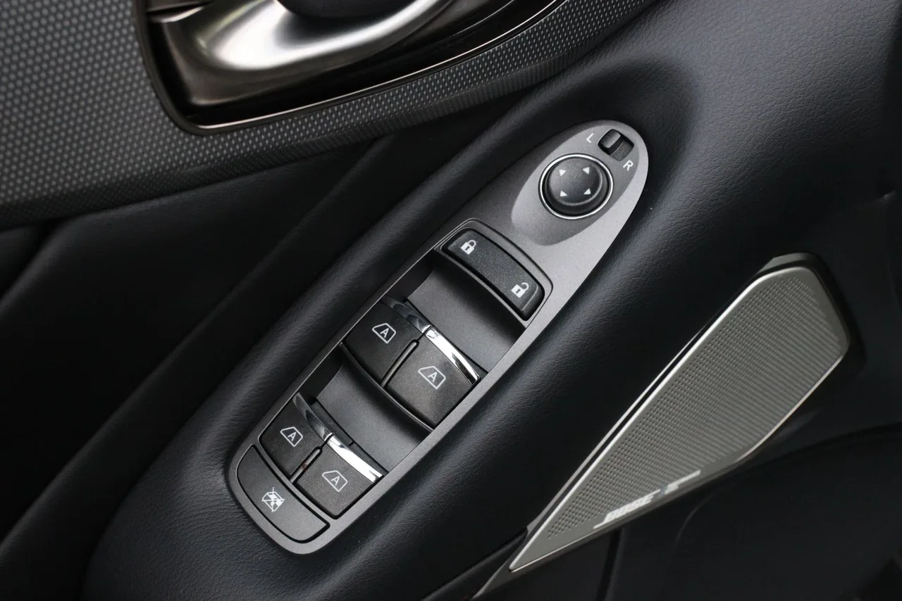 2018 Infiniti Q50 Red Sport 400 Sedan 4D in gray — photo 14 of 38