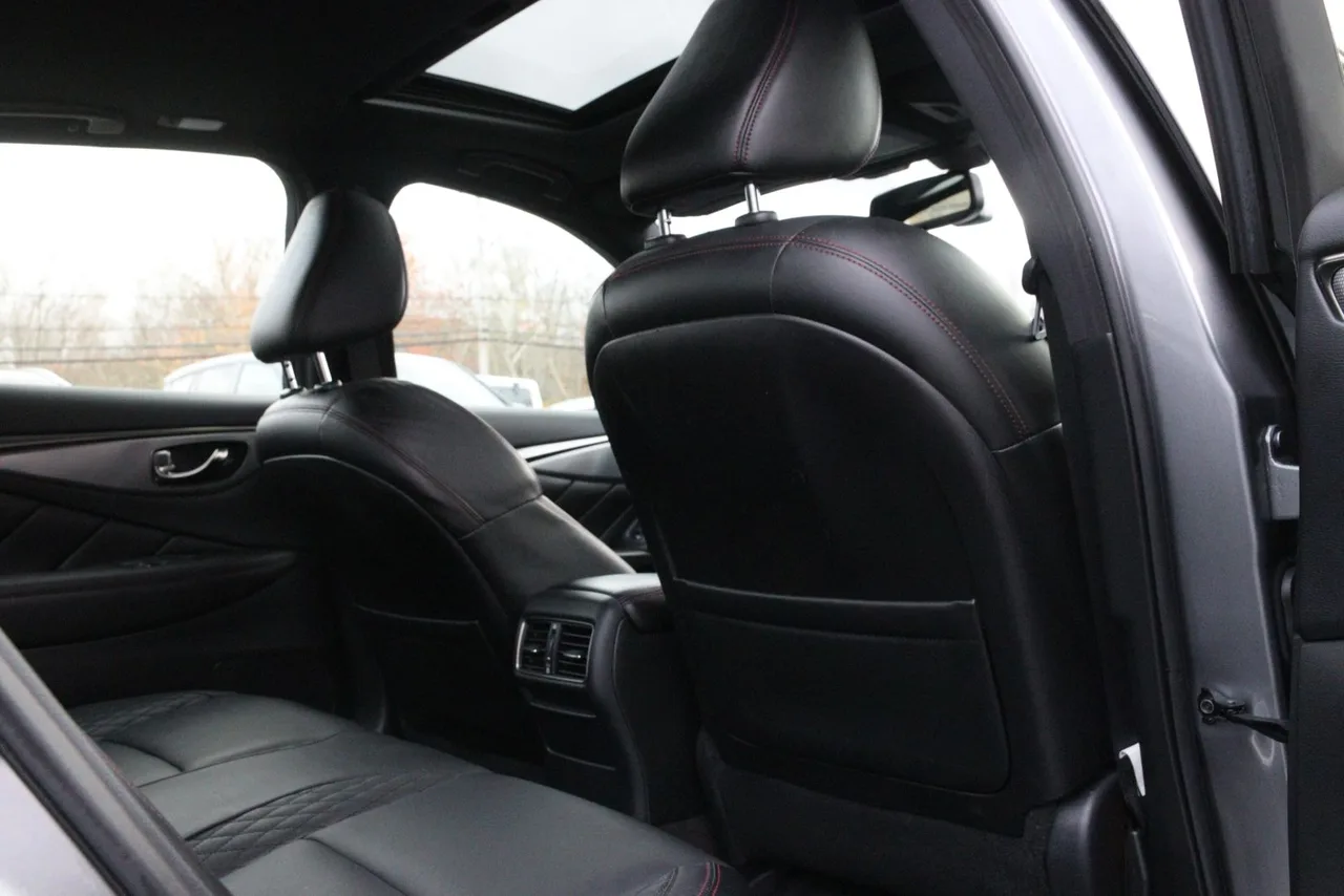 2018 Infiniti Q50 Red Sport 400 Sedan 4D in gray — photo 22 of 38